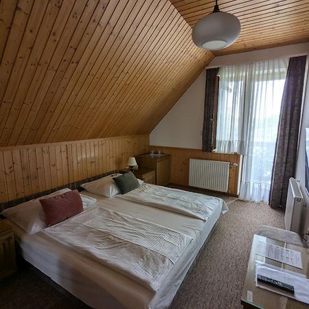 Bed and Breakfast Gruendner Vendeghaz Siófok Zewnętrze zdjęcie