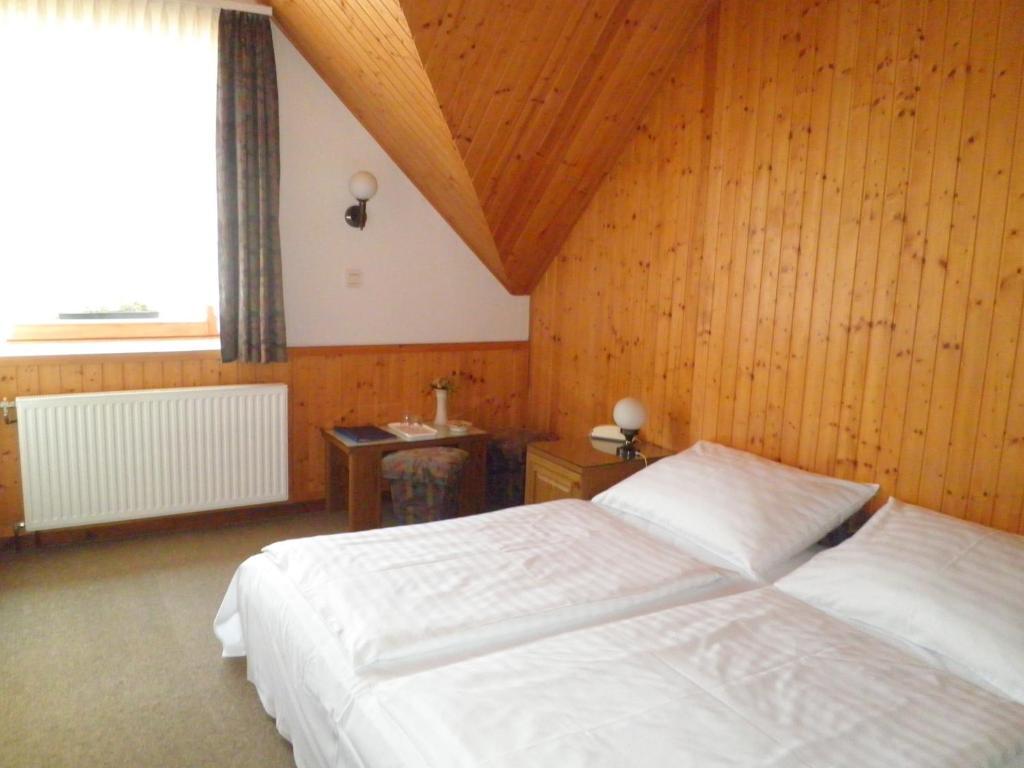 Bed and Breakfast Gruendner Vendeghaz Siófok Pokój zdjęcie