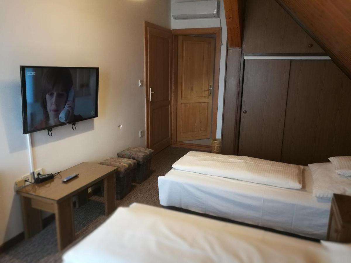 Bed and Breakfast Gruendner Vendeghaz Siófok Zewnętrze zdjęcie