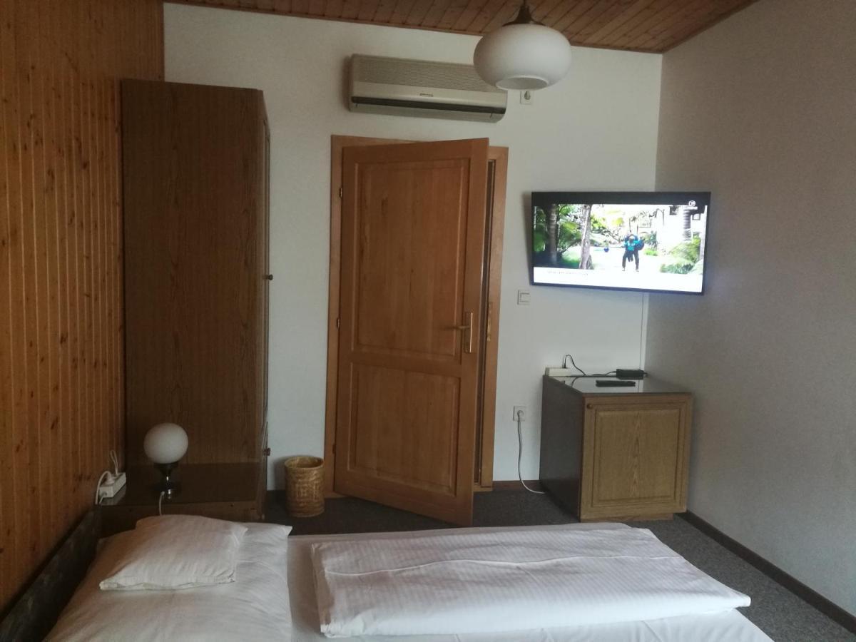 Bed and Breakfast Gruendner Vendeghaz Siófok Zewnętrze zdjęcie