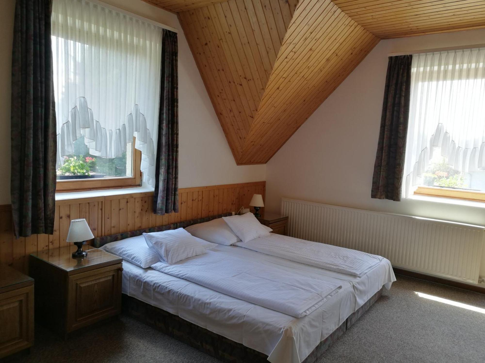 Bed and Breakfast Gruendner Vendeghaz Siófok Zewnętrze zdjęcie
