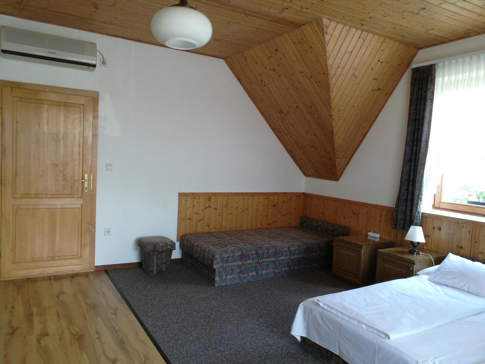 Bed and Breakfast Gruendner Vendeghaz Siófok Zewnętrze zdjęcie