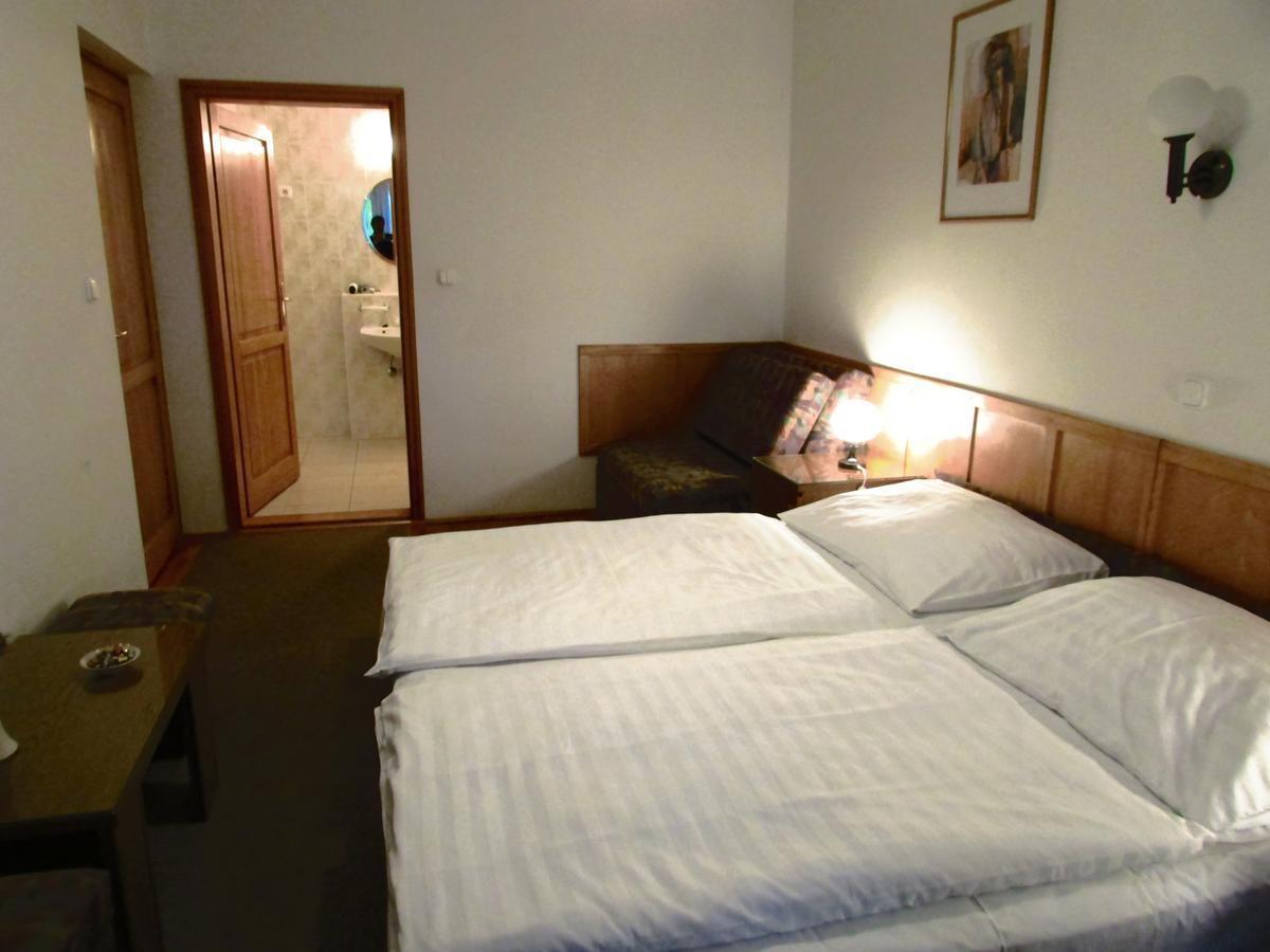 Bed and Breakfast Gruendner Vendeghaz Siófok Zewnętrze zdjęcie